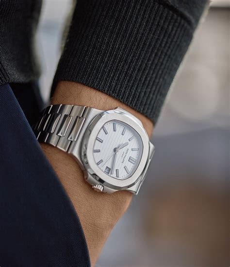 patek philippe nautilus 5711/1a-011 white dial|Patek Philippe 5711 1r 001.